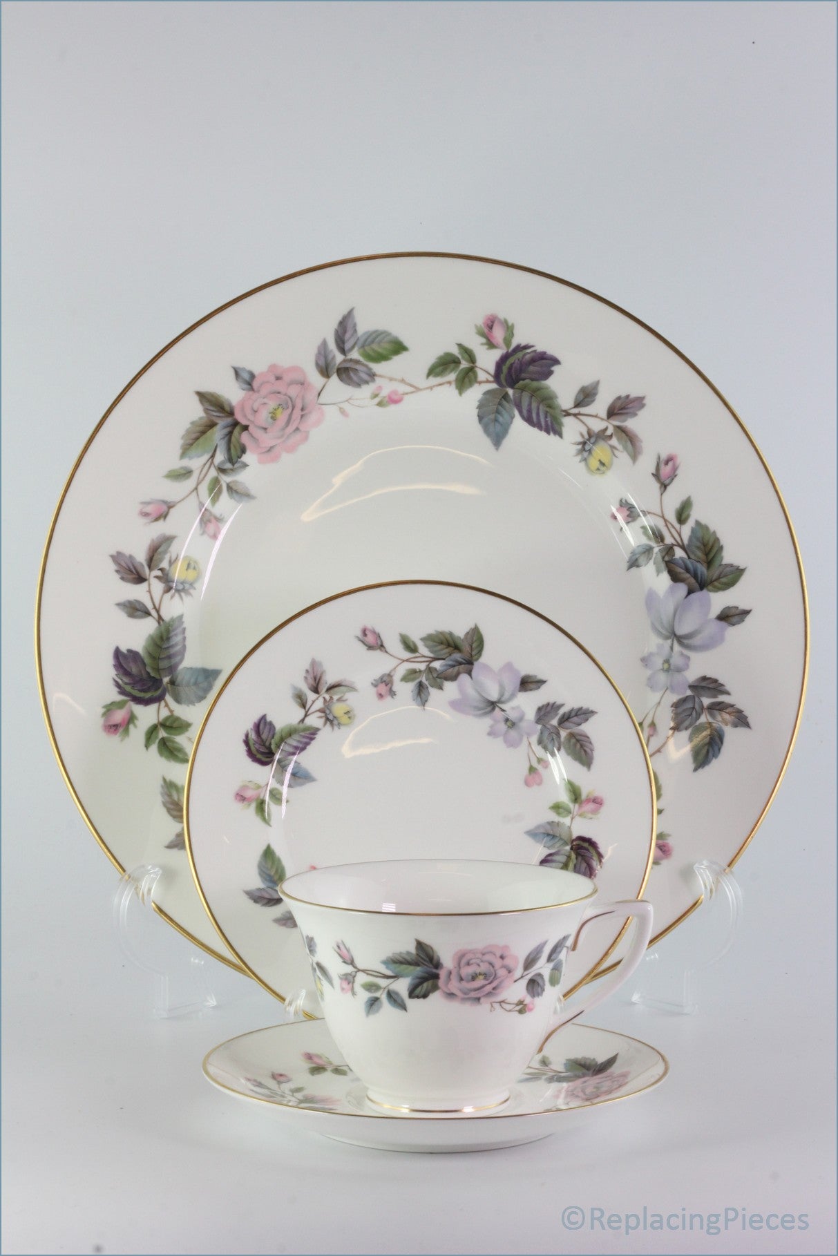 Set of on sale 4 Royal Worcester June Garland Fine Bone China