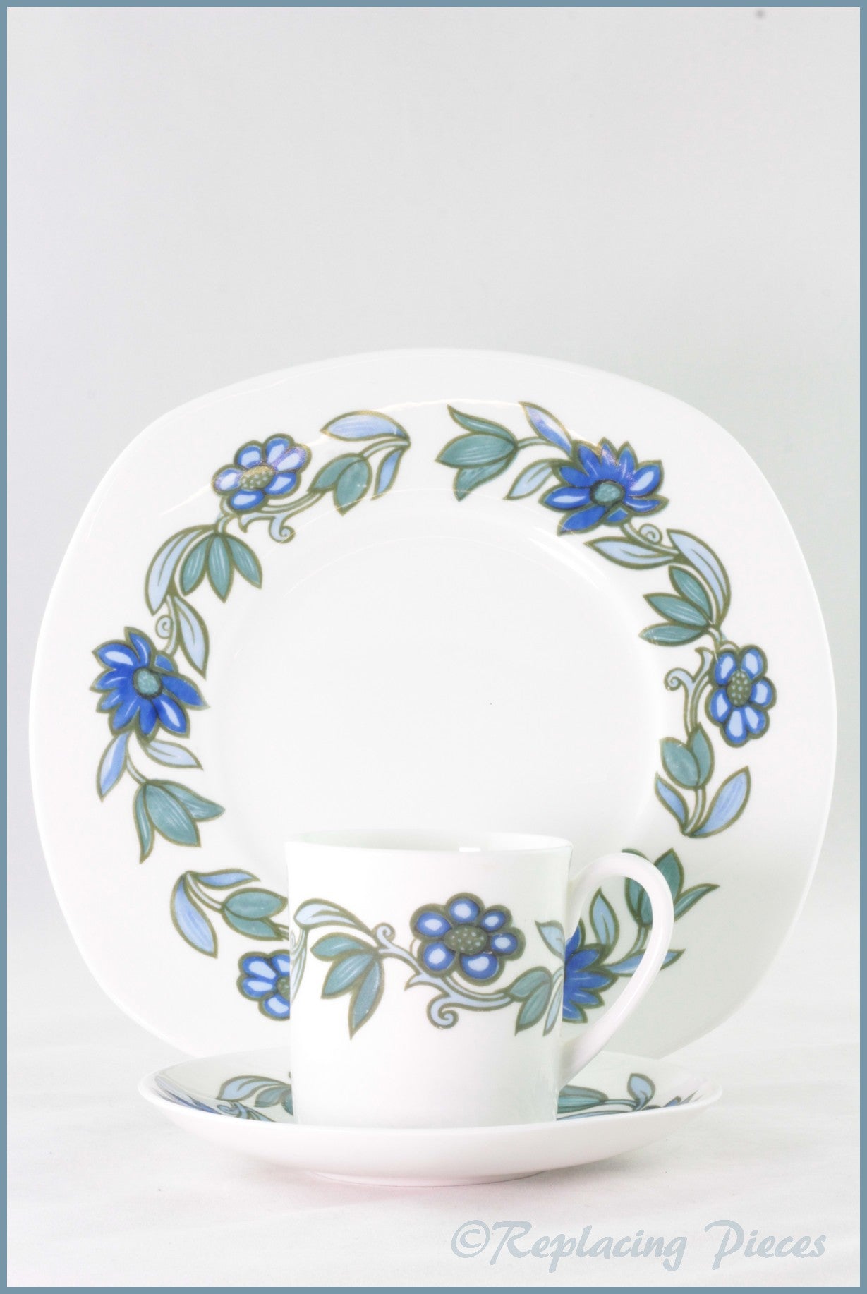 未使用　Susie Cooper　BY WEDGWOOD　スージークーパーデザイン/ウェッジウッド　カップ＆ソーサー　ドット Stylish 1970s SUSIE COOPER for WEDGWOOD. Complete Bone China Coffee Set.  Rare COLOSSEUM Pattern. All Perfect