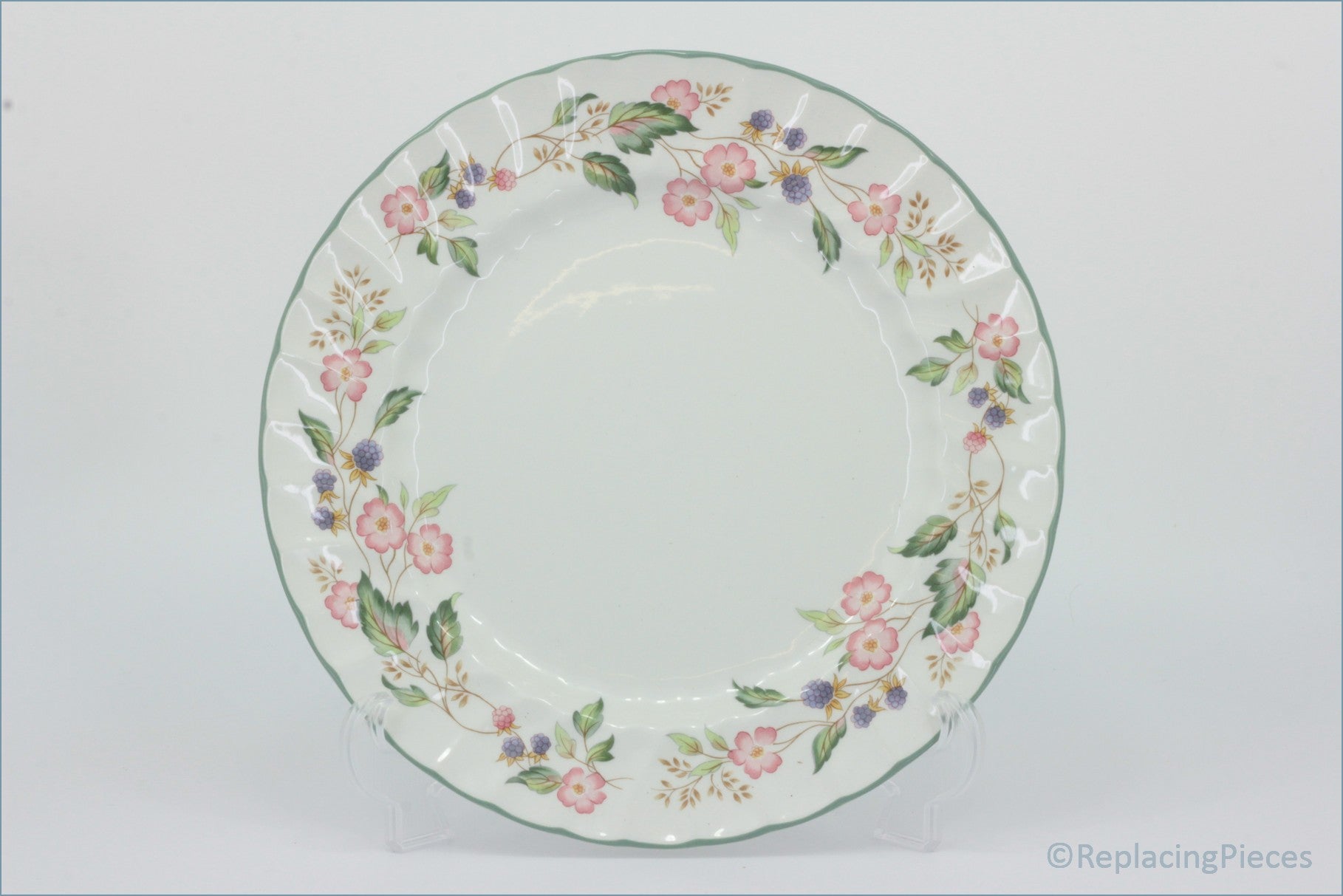 BHS - Victorian Rose - Dinner Plate - Decorative ceramic plate with floral design on a white background
