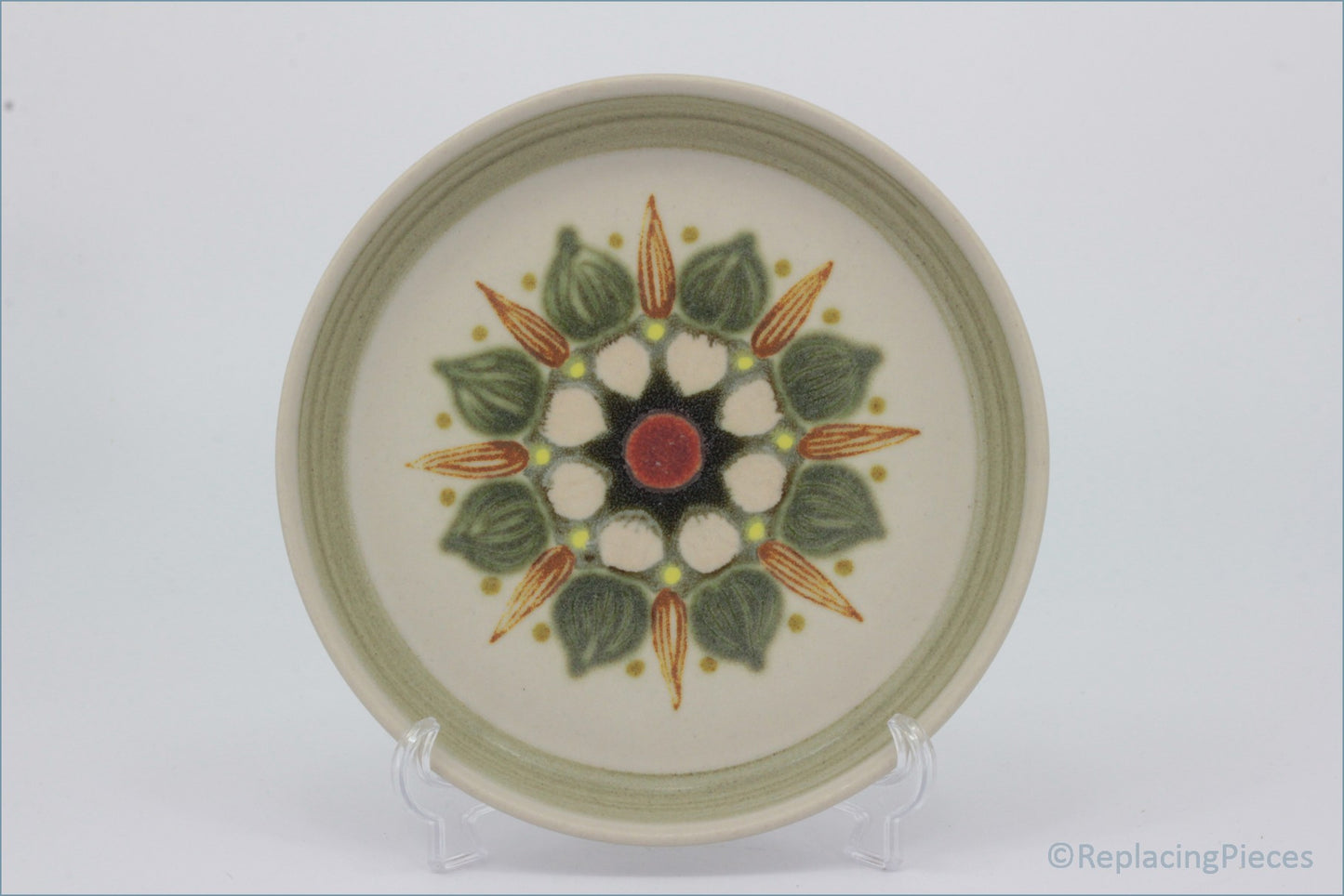 Denby - Sherwood - 6 5/8" Side Plate - Ceramic plate with decorative design on a white background