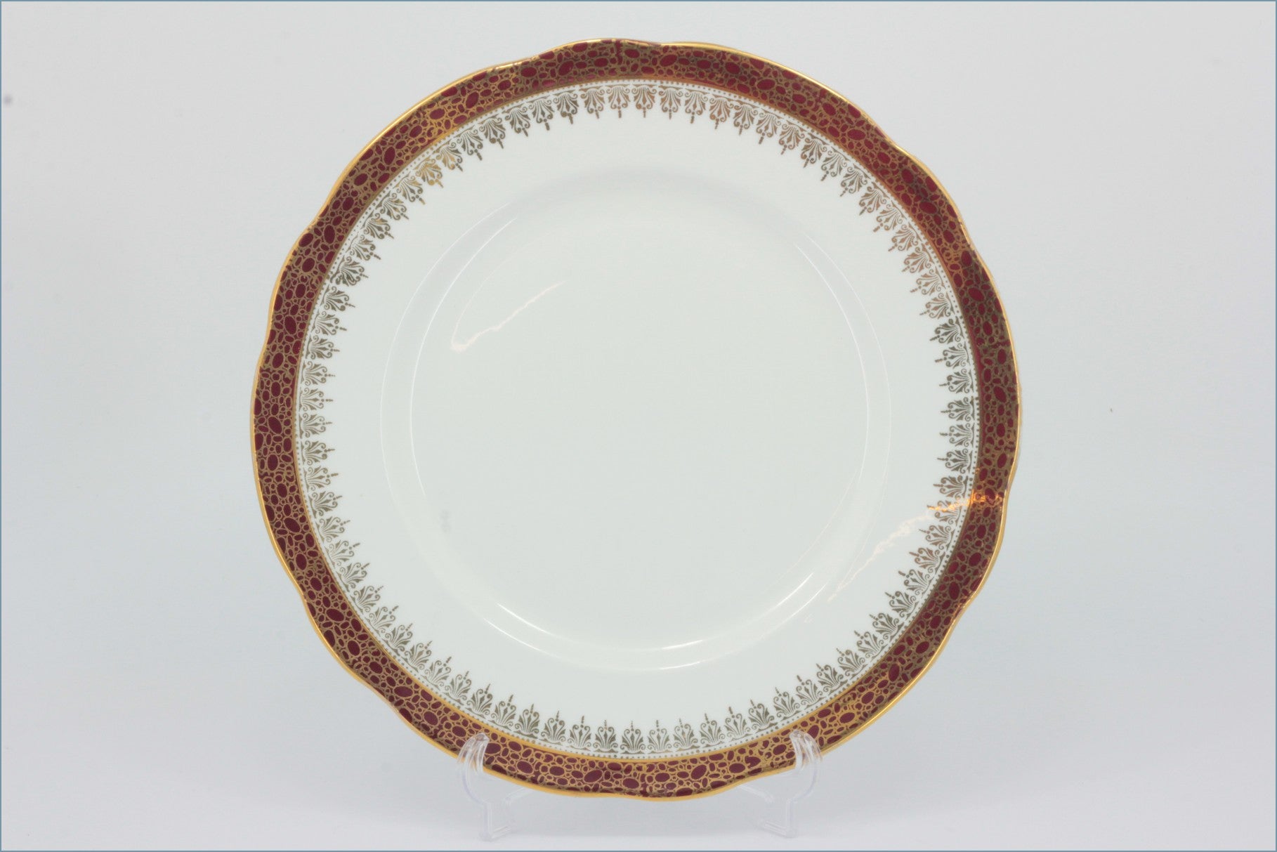 Duchess - Winchester (Red) - 9 1/2" Luncheon Plate