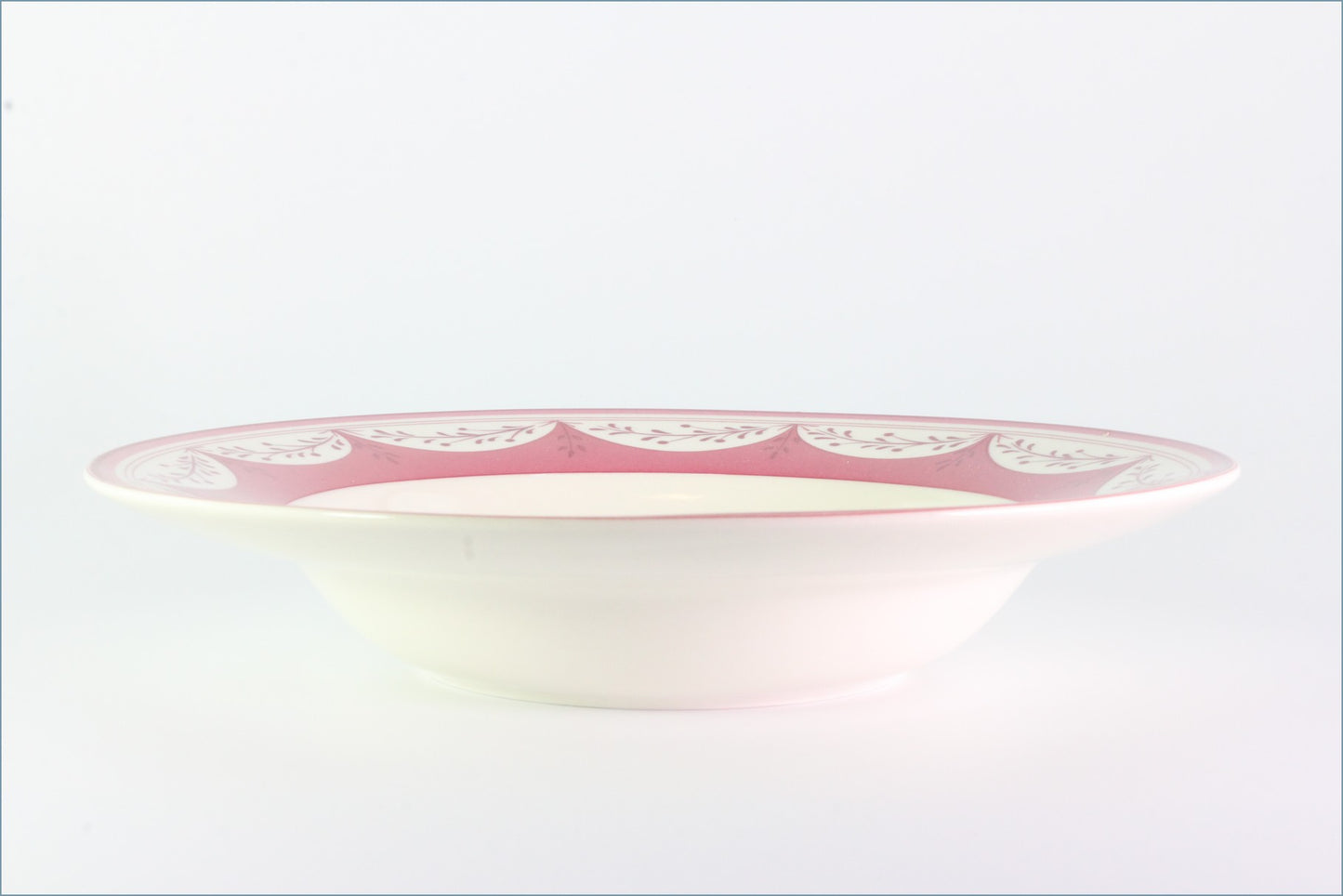Johnson Brothers - Farmhouse Chic (Farmyard Chick) - 9" Rimmed Bowl
