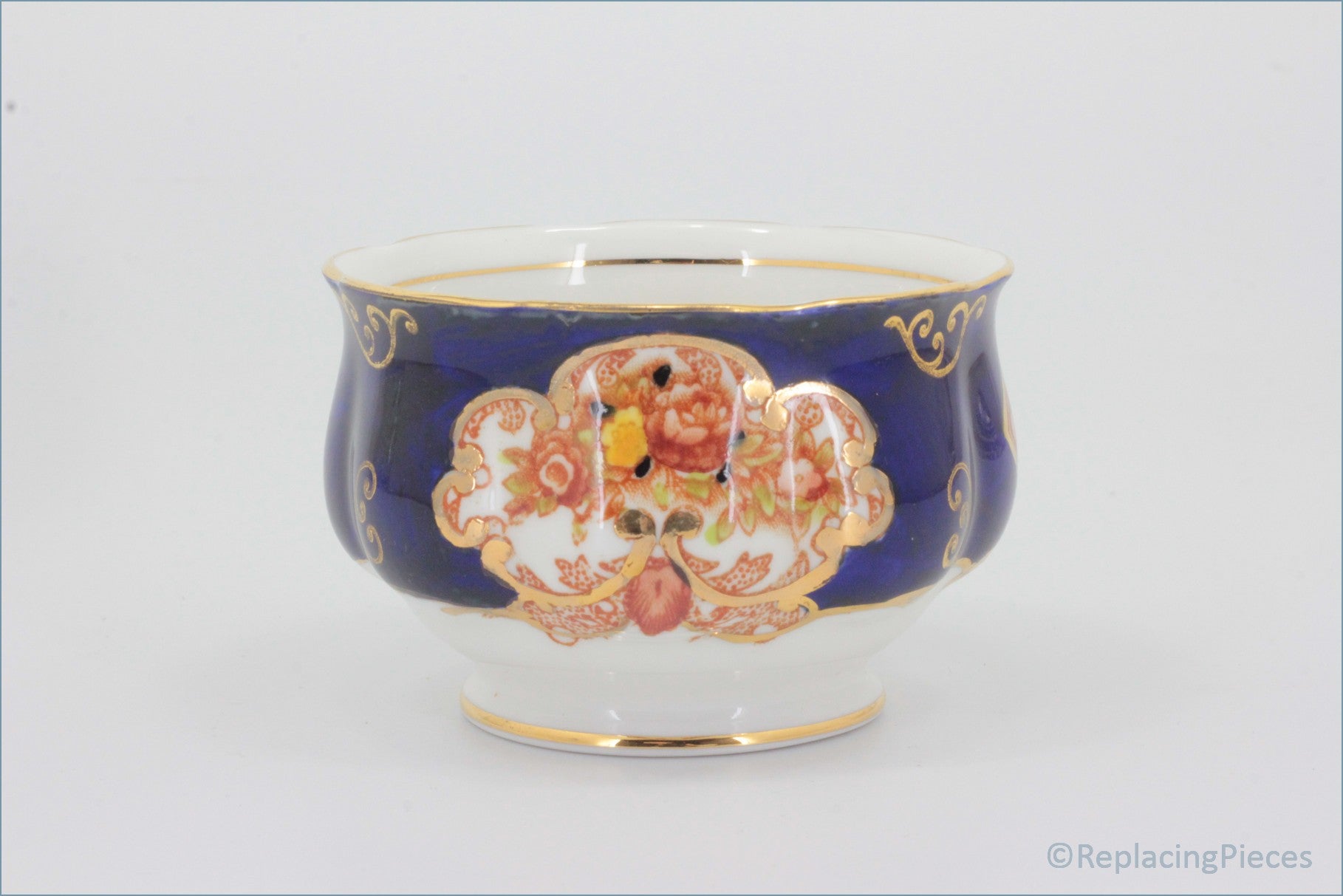 Royal Albert - Heirloom - Sugar Bowl (Coffee)