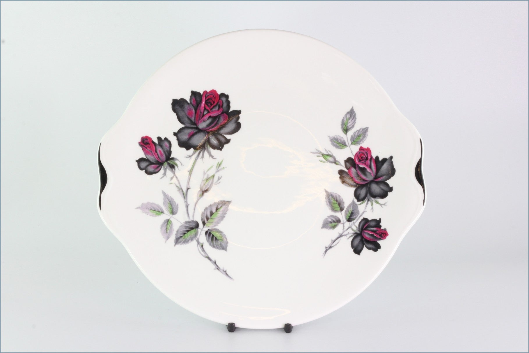 Royal Albert - Masquerade - Bread & Butter Serving Plate (Patterned)