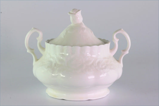 Royal Albert - Old English Garden - Lidded Sugar Bowl