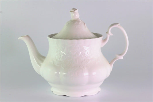 Royal Albert - Old English Garden - 2 Pint Teapot
