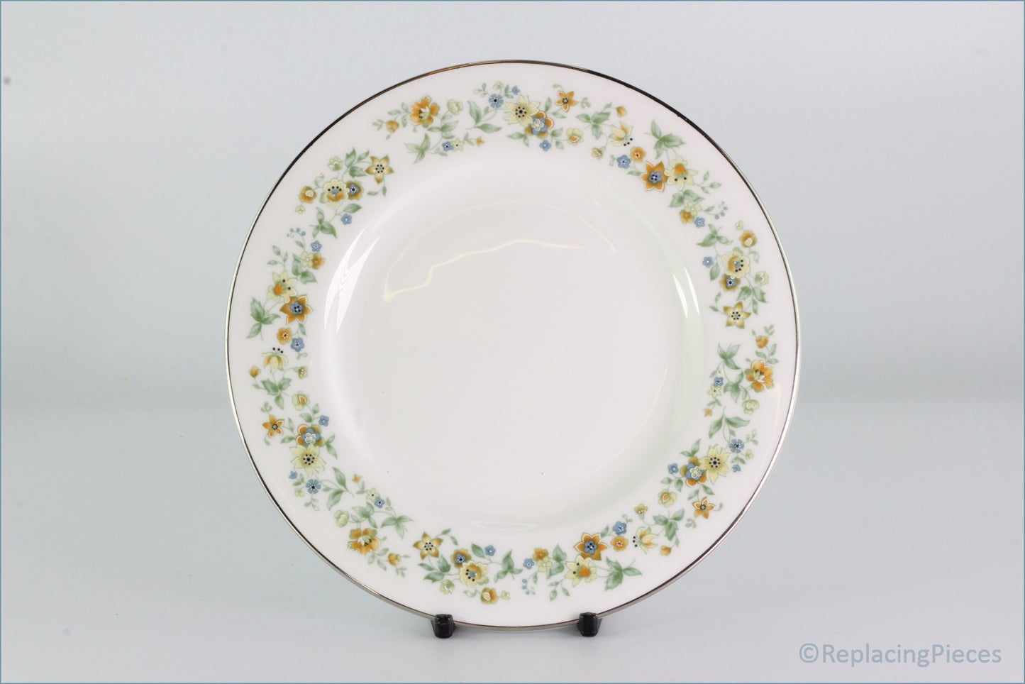 Royal Doulton - Ainsdale - 6 1/2" Side Plate