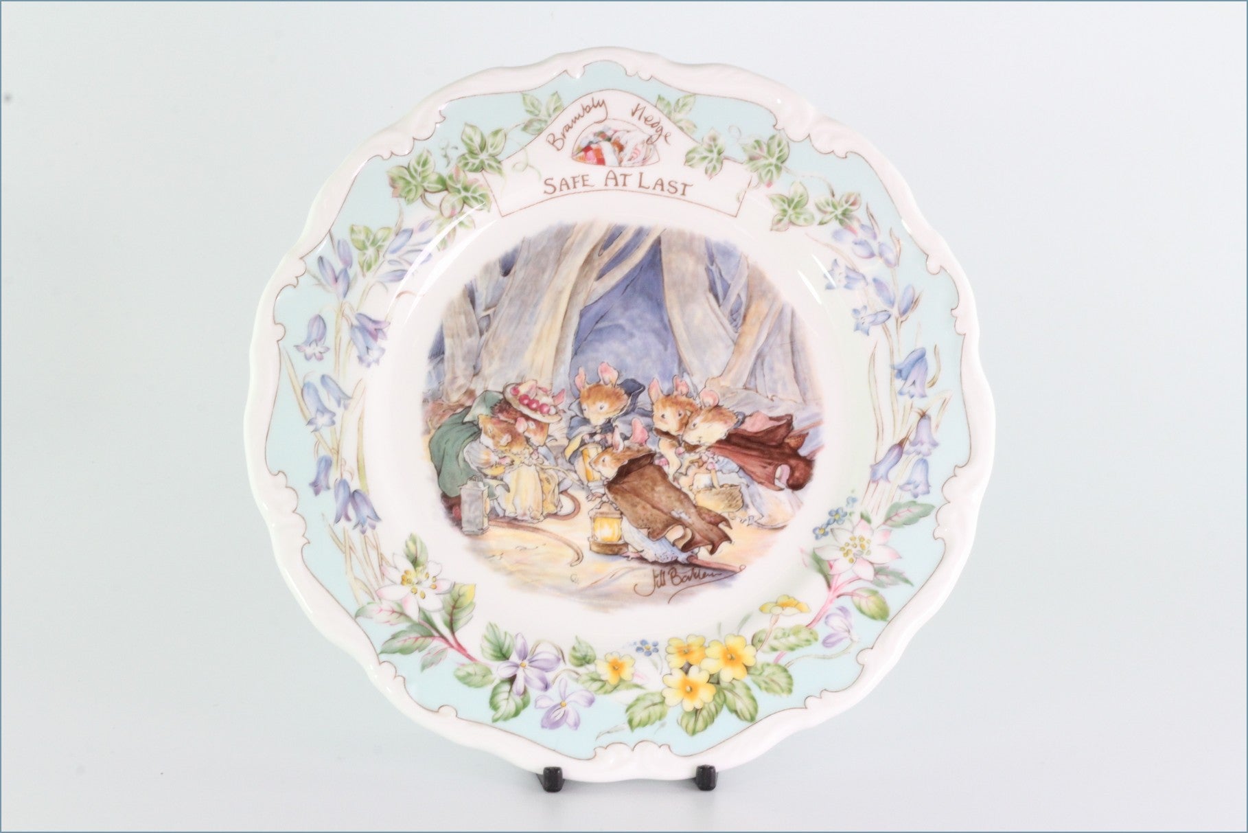 How to Care For and Clean Royal Doulton - Antique HQ