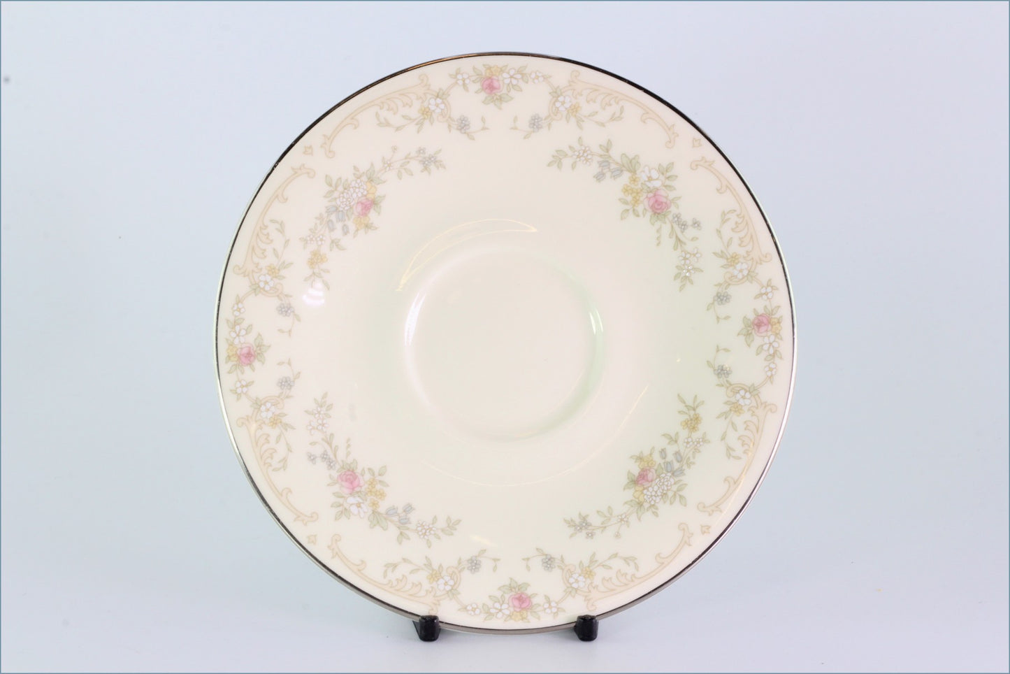 Royal Doulton - Diana (H5079) - Tea Saucer