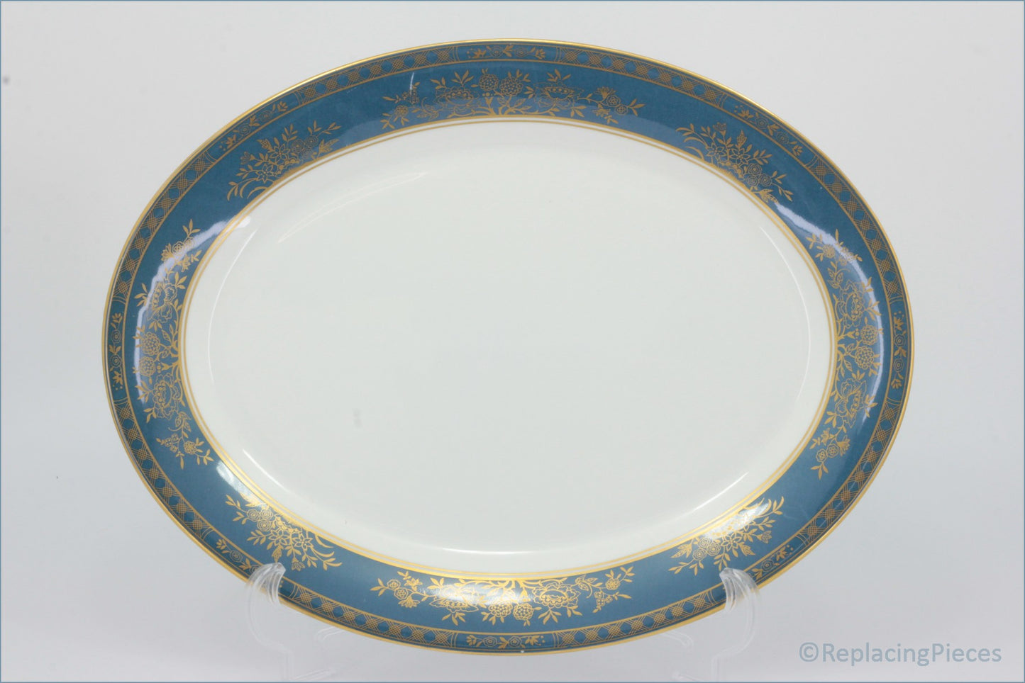 Royal Doulton - Earlswood (H5053) - 13 1/2" Oval Platter - Decorative plate with blue rim and gold detailing on a white background