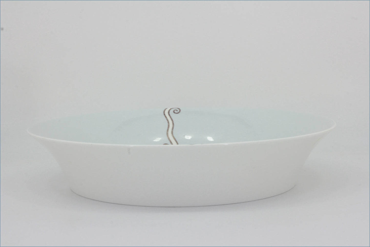 Royal Doulton - Fusion (Frivolous Blue) - 13 1/8" Salad Bowl