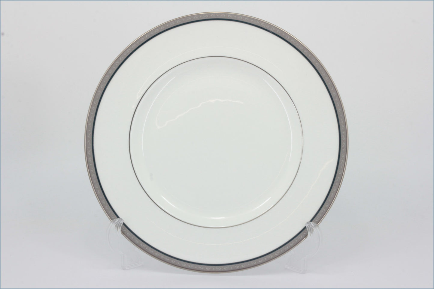 Royal Doulton - Legacy H5300 - Dinner Plate