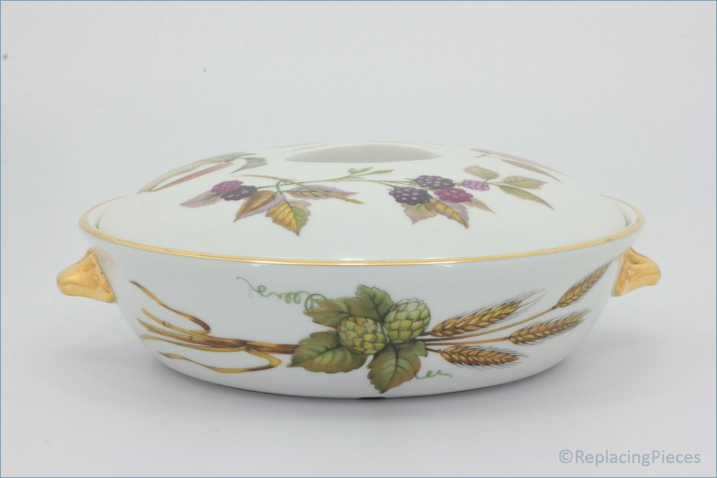 Royal Worcester - Evesham Gold - 1 1/2 Pint Casserole (Shape 22 Size 4)