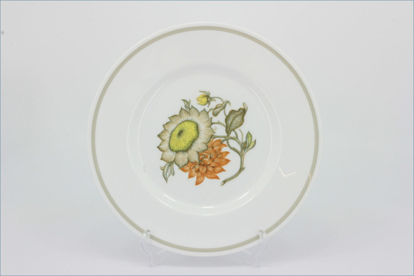 Wedgwood (Susie Cooper) - Sunflower - 8 1/4" Salad Plate