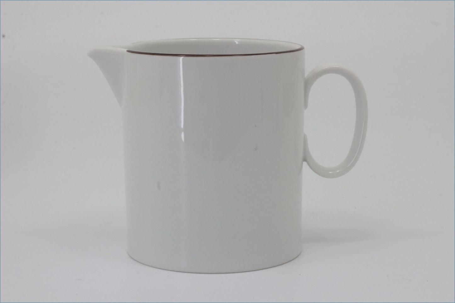 Thomas - Medaillon Brown - Milk Jug