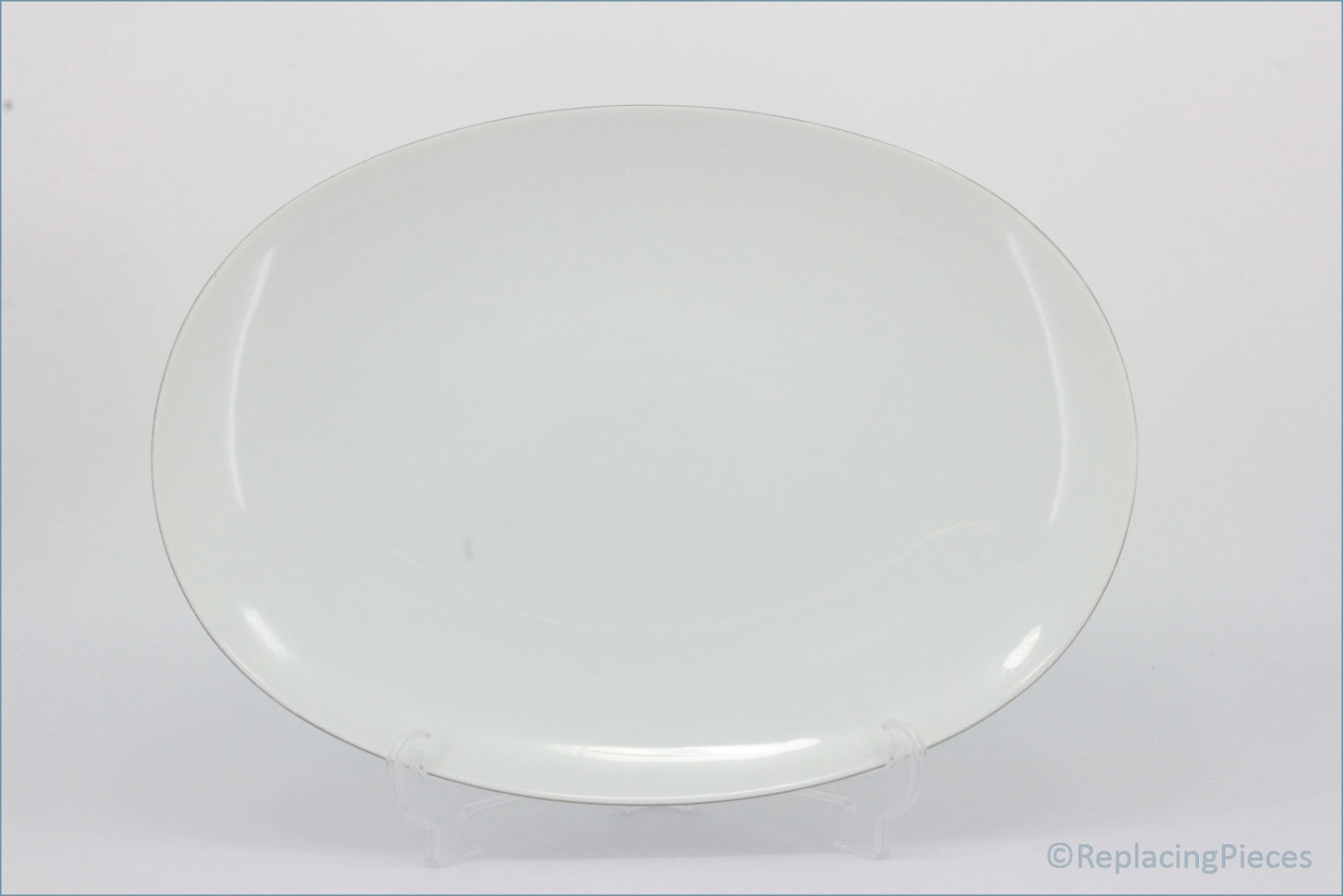 Thomas - Medaillon (White) - 15 1/8" Oval Platter