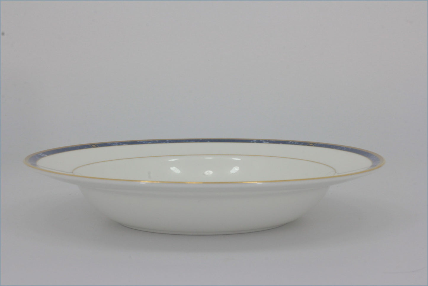 Wedgwood - Cantata - 8" Rimmed Bowl