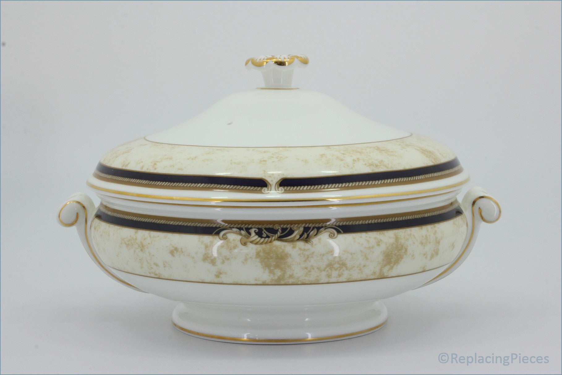 Wedgwood - Cornucopia - Lidded Vegetable Dish