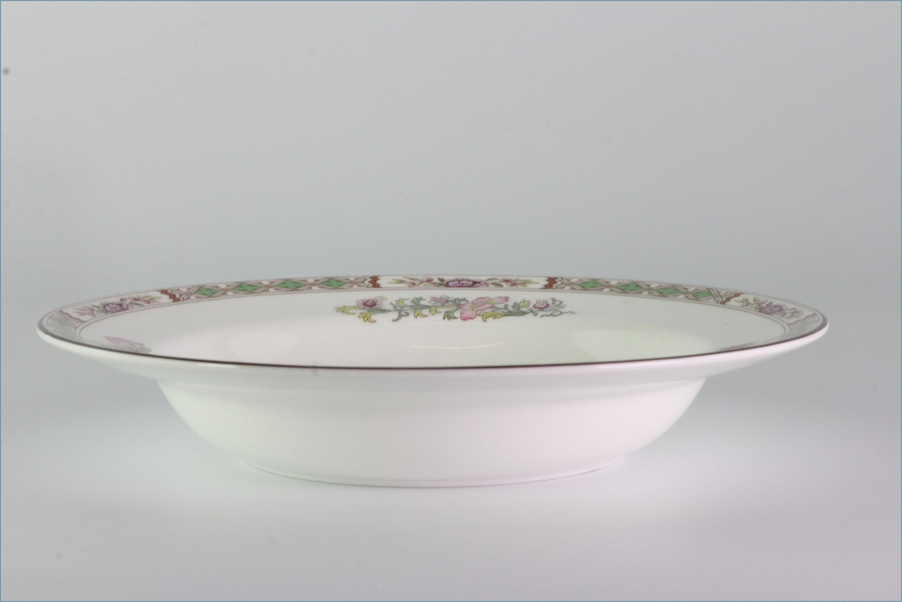 Wedgwood - Kutani Crane - 8" Rimmed Bowl