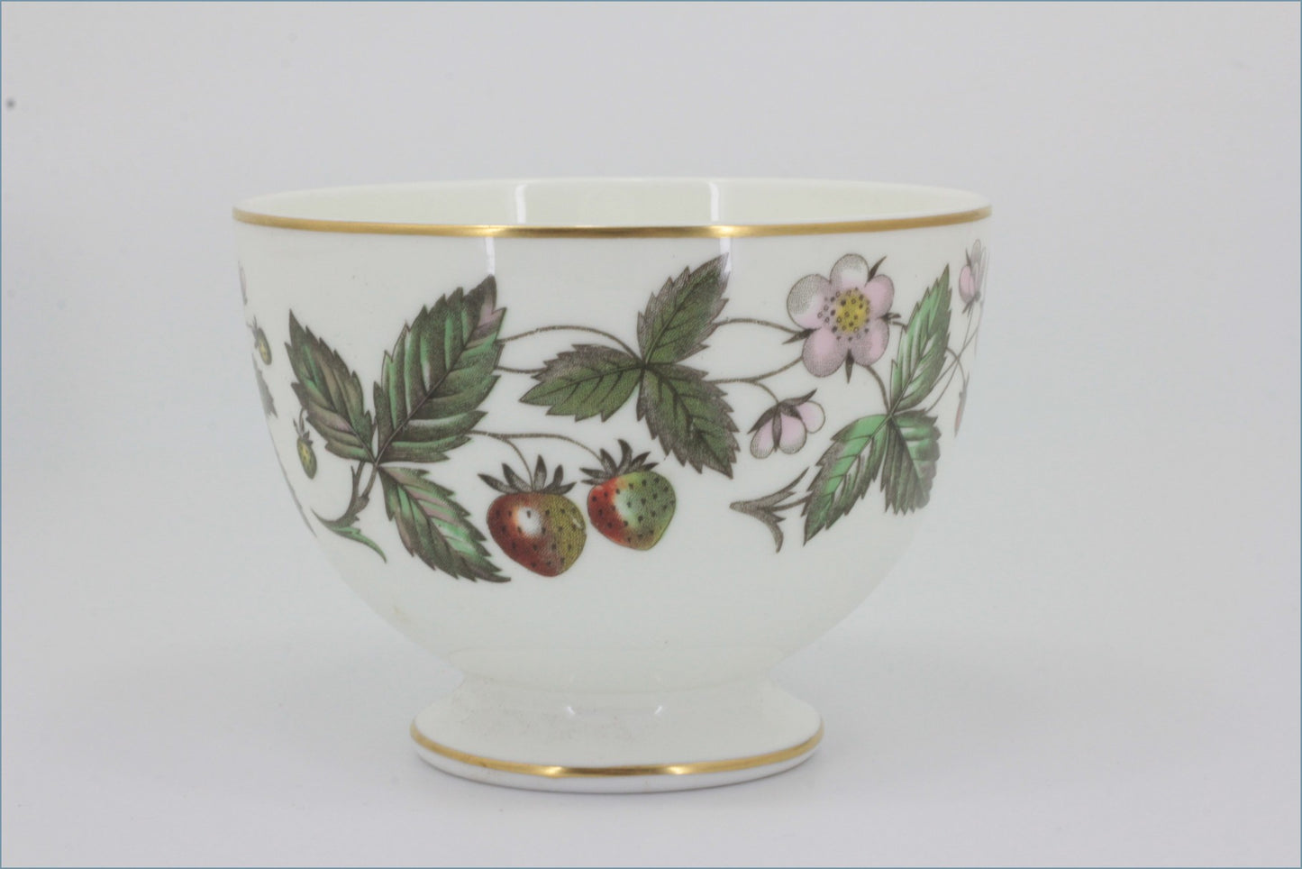 Wedgwood - Strawberry Hill - Sugar Bowl (Tea)