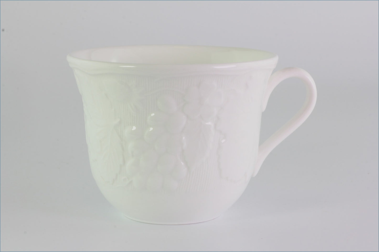 Wedgwood - Strawberry & Vine - Teacup