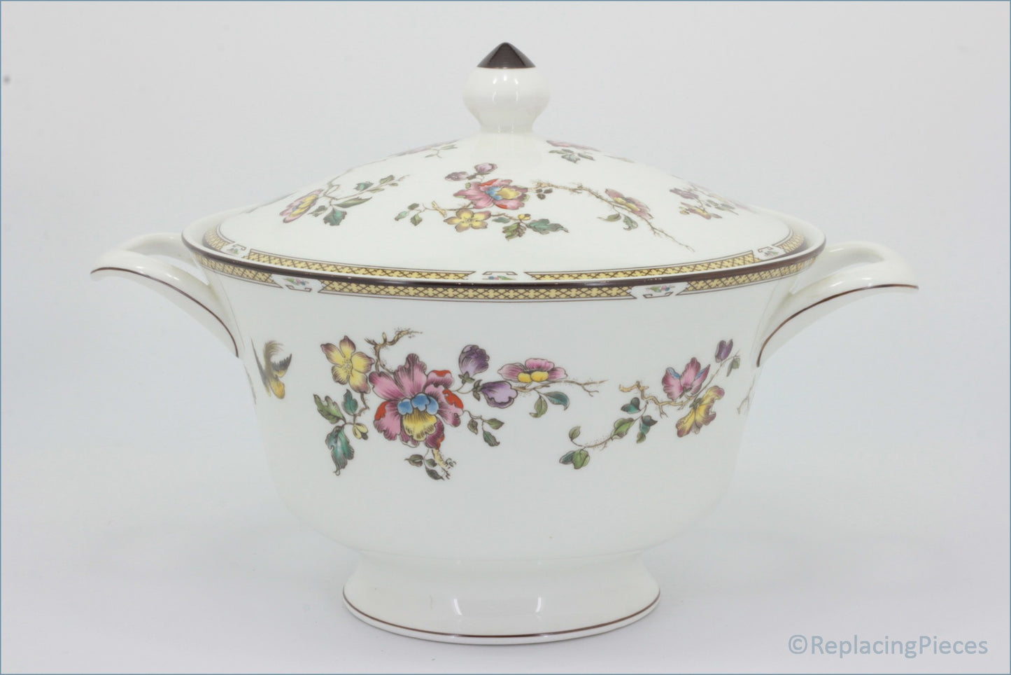 Wedgwood - Swallow - Lidded Vegetable Dish