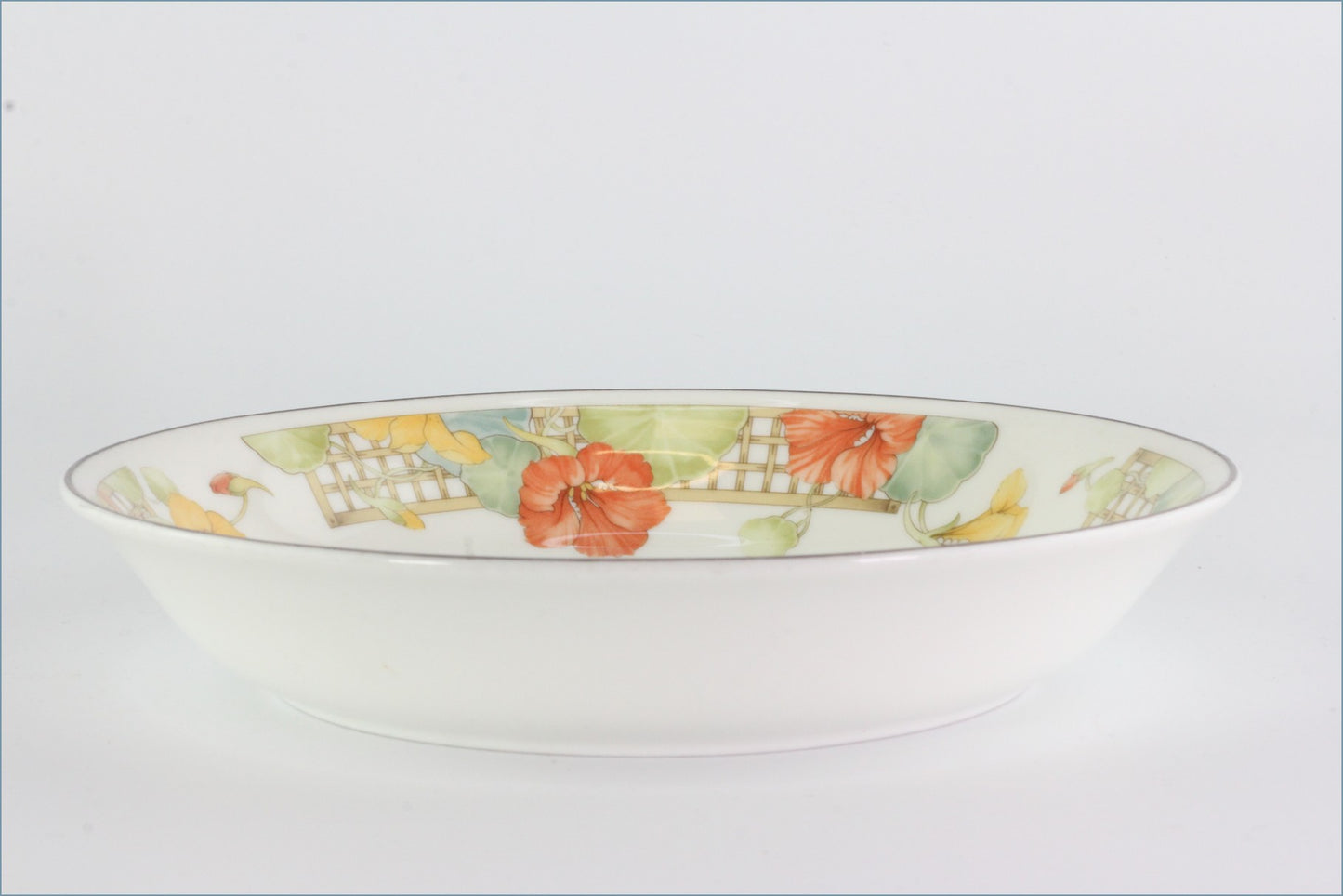Wedgwood - Trellis Flower - 7 7/8" Pasta Bowl