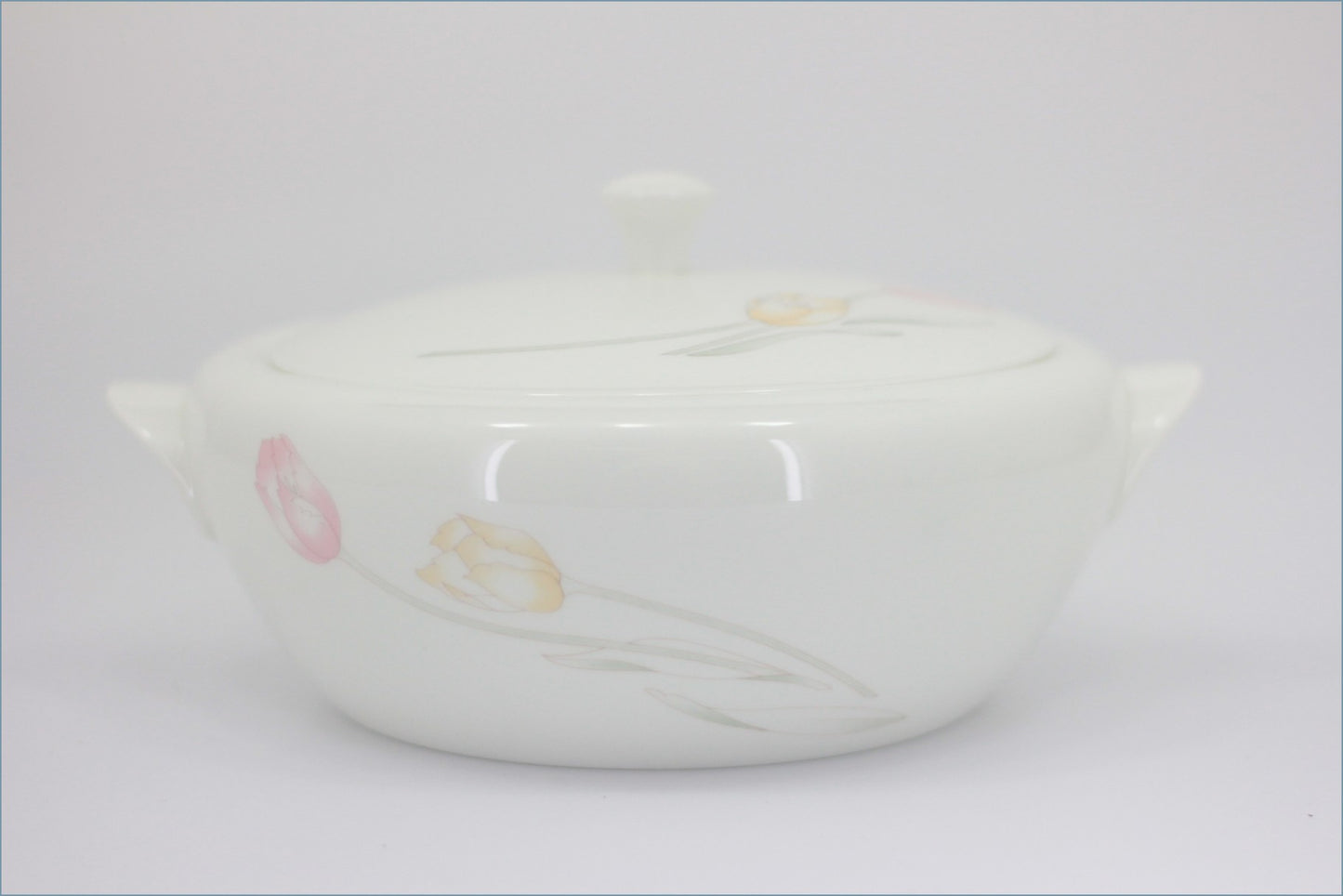 Wedgwood - Tryst - Lidded Vegetable Dish