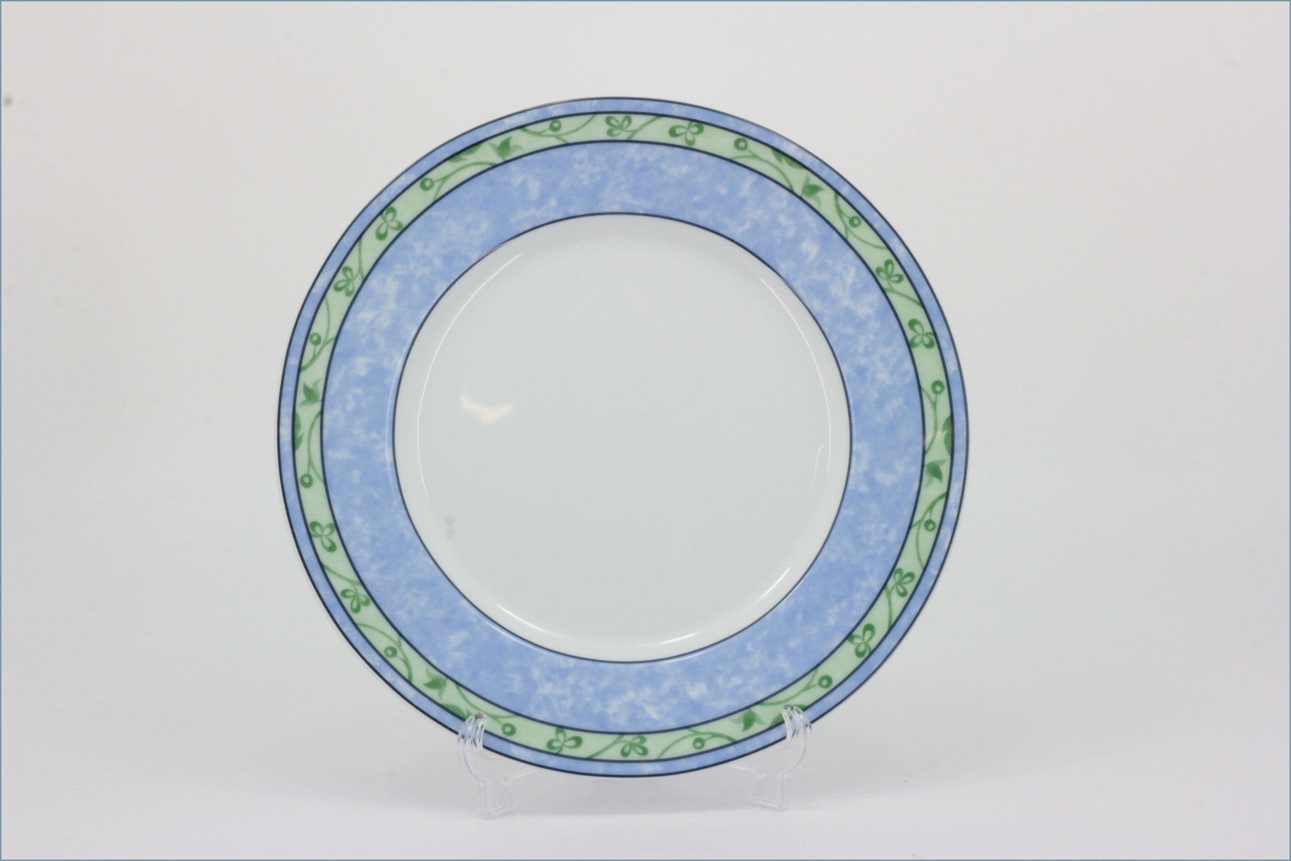Wedgwood - Watercolour - 8 7/8" Luncheon Plate