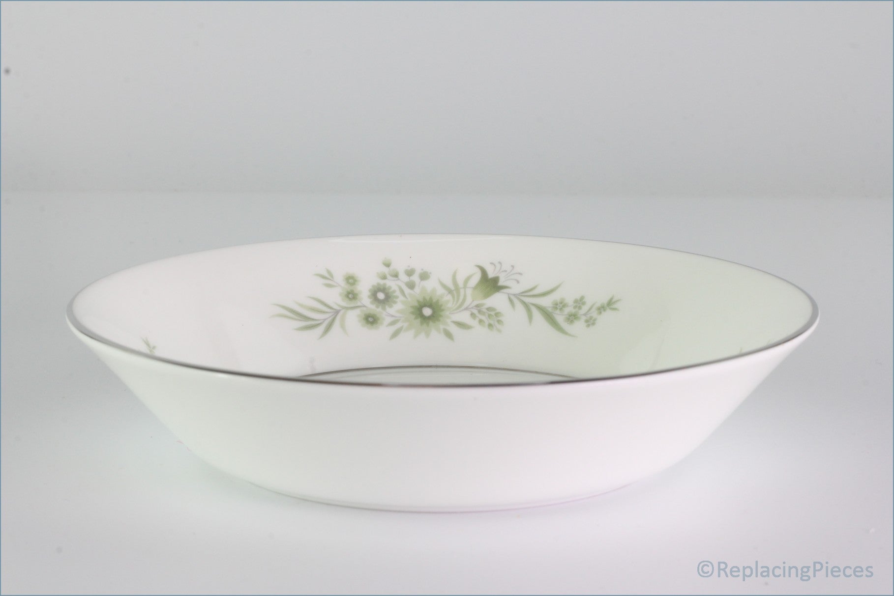 Wedgwood - Westbury (R4410) - Fruit Saucer
