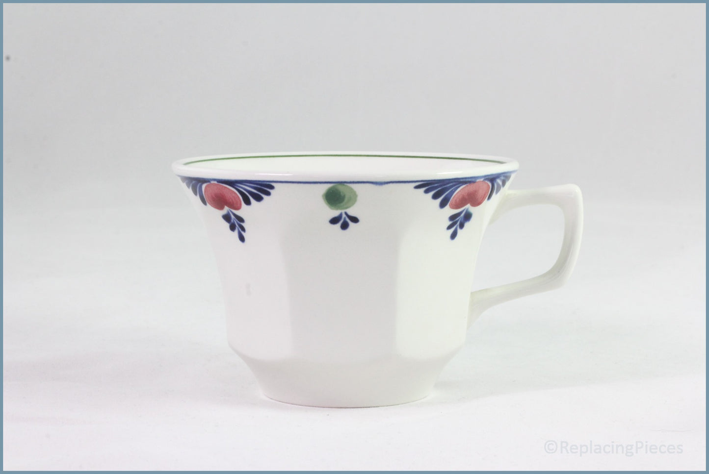 Adams - Veruschka - Teacup