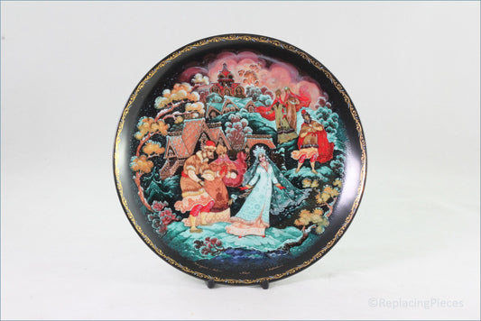 Bradford Exchange (Kholui Art Studios) - The Legend Of The Snow Maiden - The Snow Maiden And Her Parents (no.2)