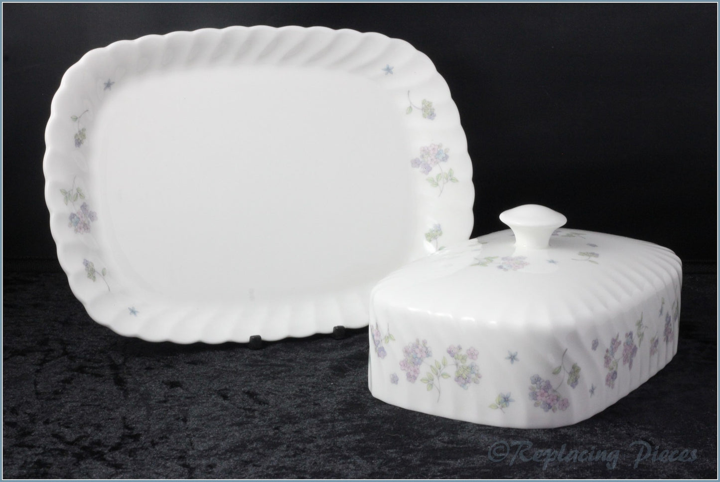 Wedgwood - April Flowers - Lidded Butter Dish