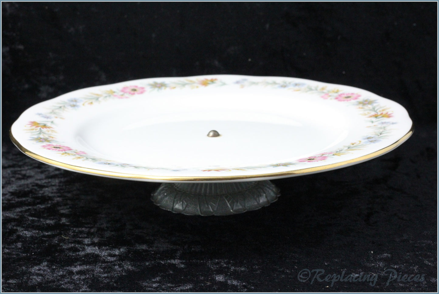Paragon/Royal Albert - Belinda - Footed Cake Stand