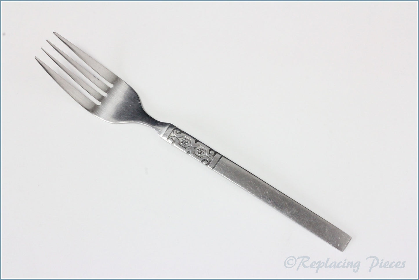 Oneida - Artistic - Dessert Fork