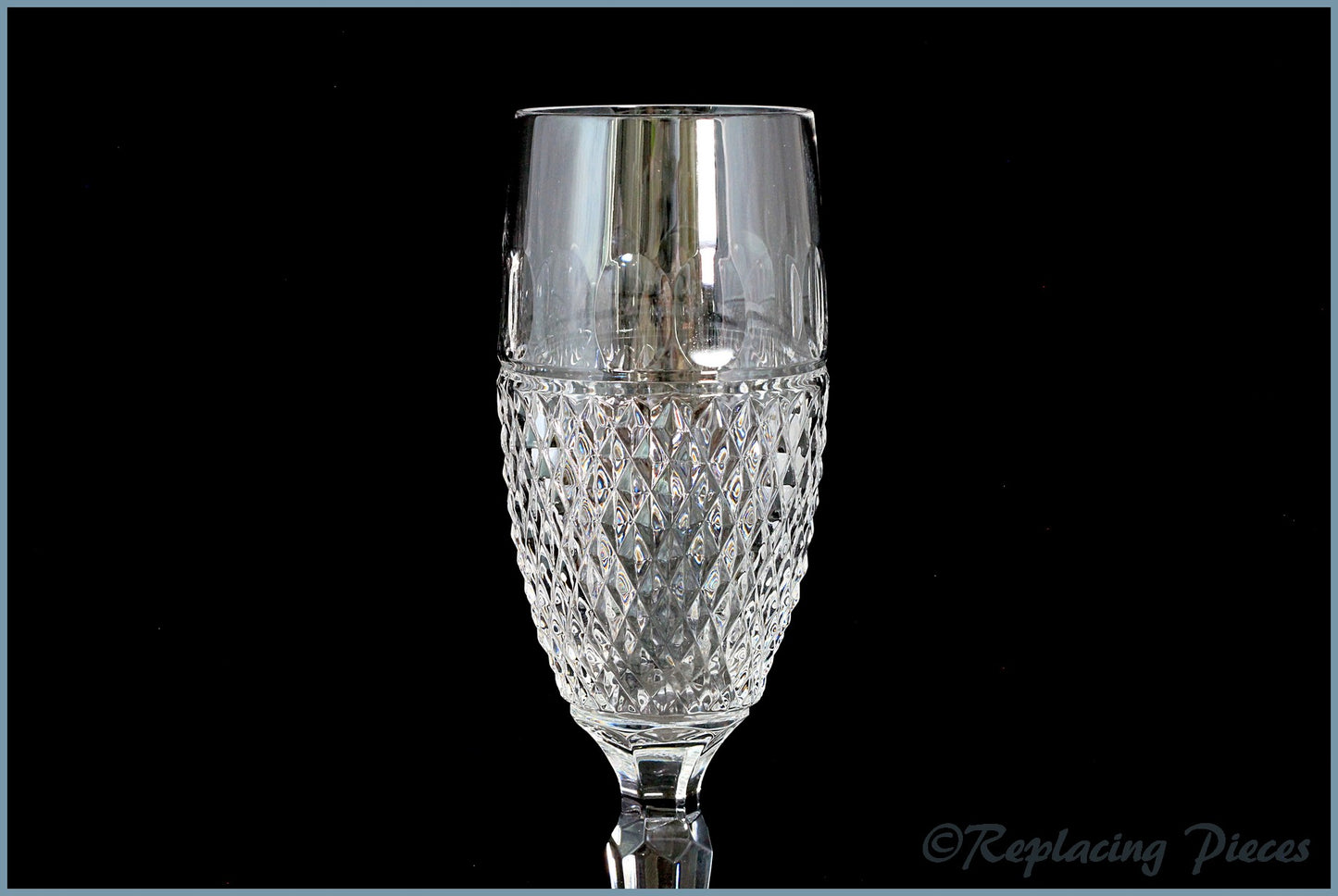 (DU1) Dartington - Hall Collection - Pair Of Champagne Flutes