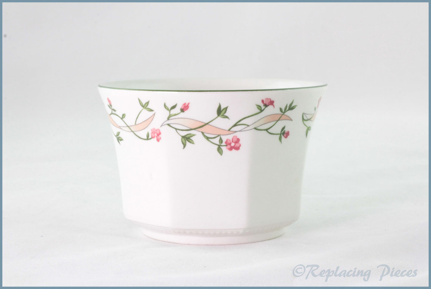 Johnson Brothers - Eternal Beau - Open Sugar Bowl