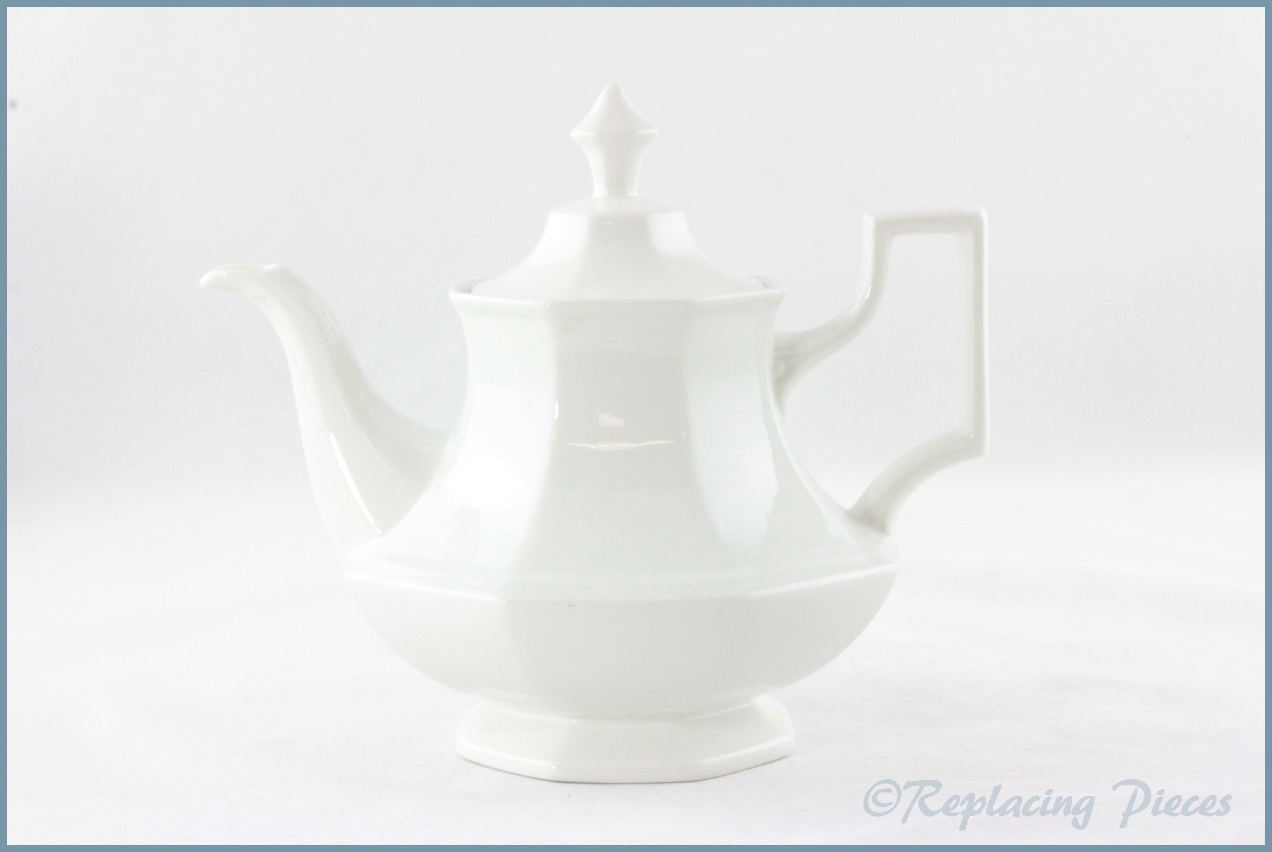 Johnson Brothers - Heritage White - Teapot (Large)