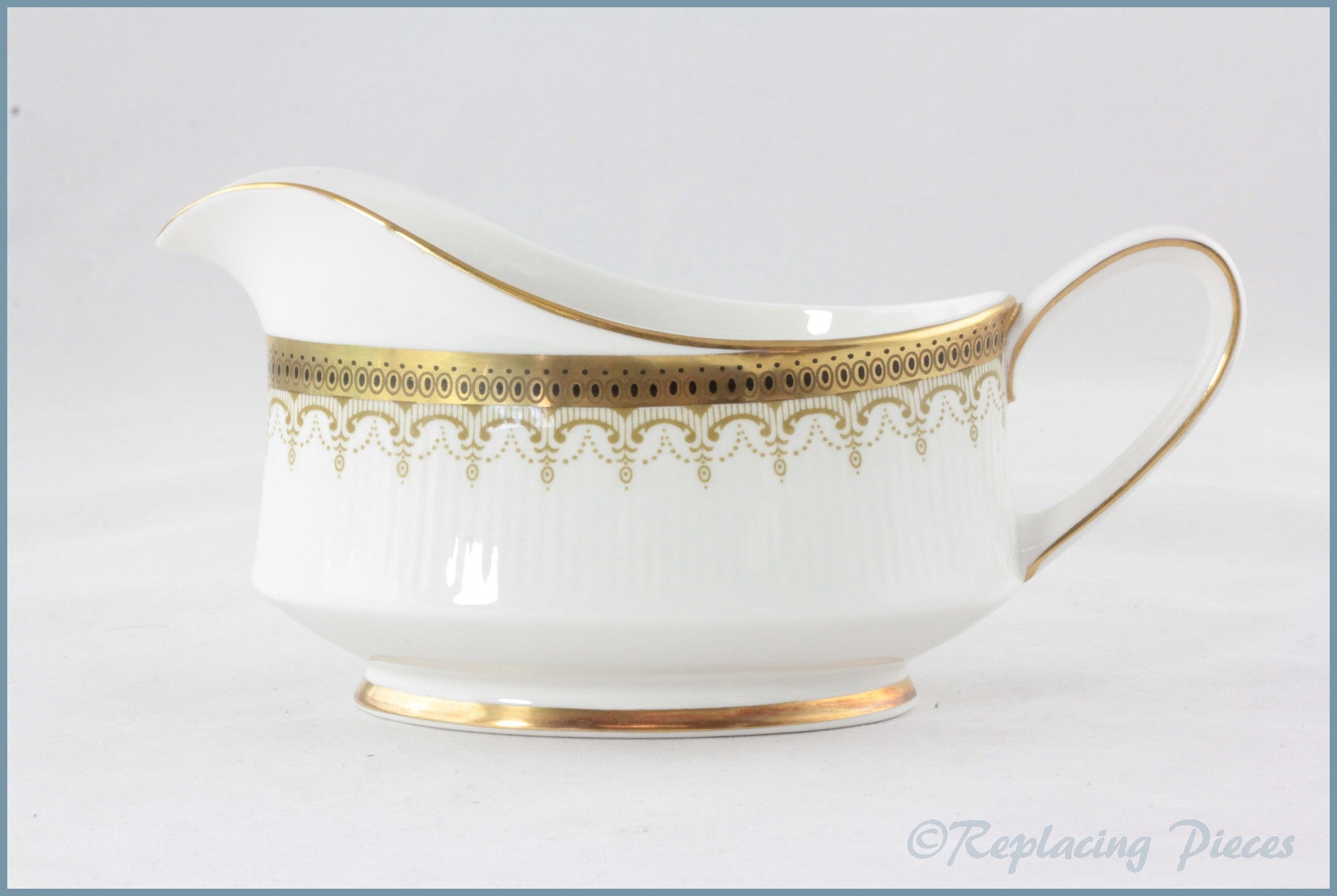 Paragon/Royal Albert - Athena - Gravy Boat