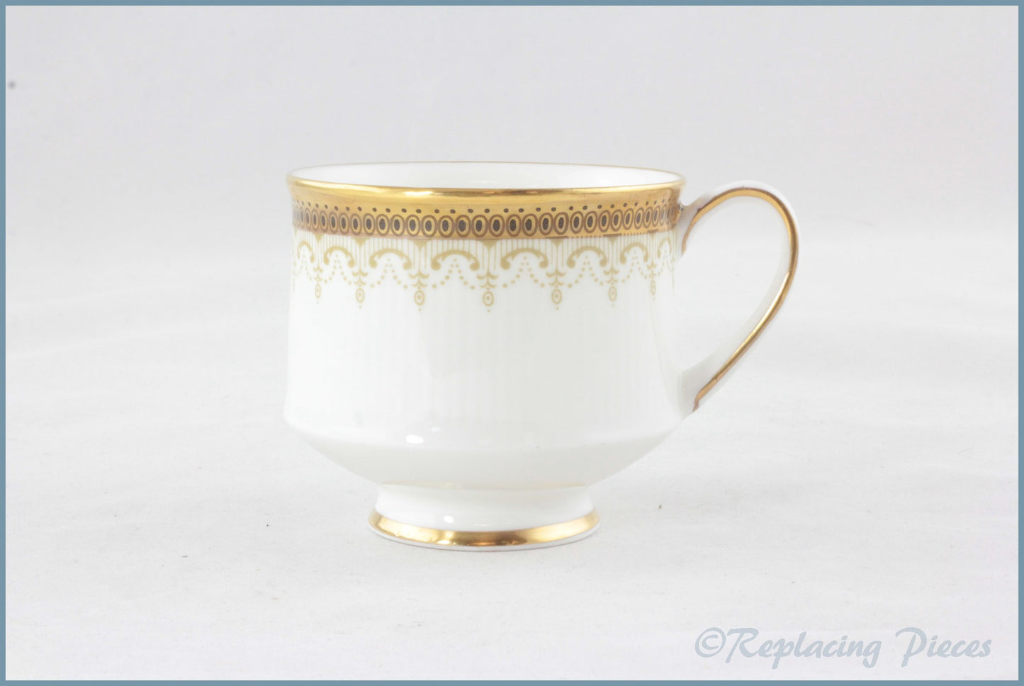 Paragon/Royal Albert - Athena - Teacup