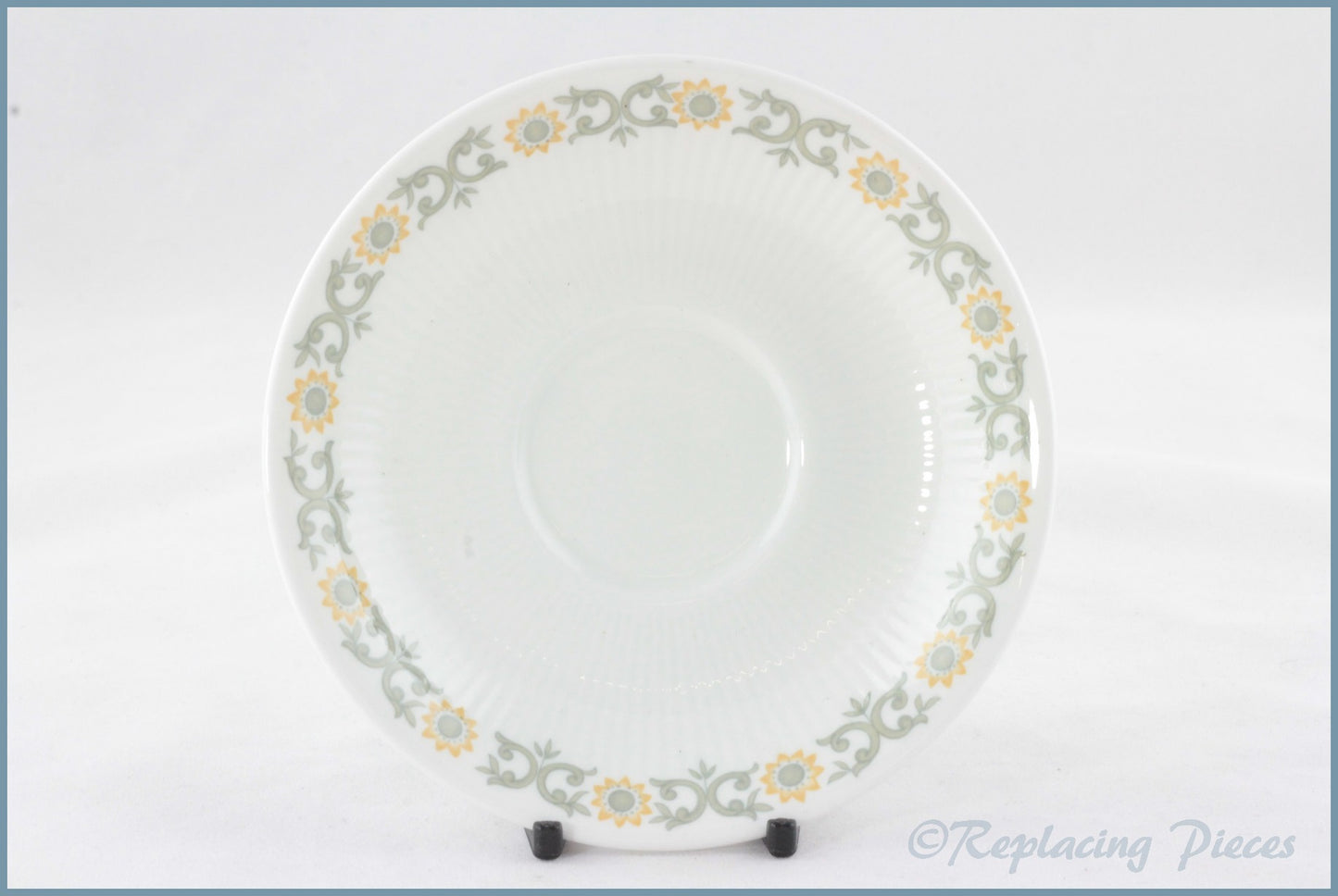 Paragon - Fiona - Tea Saucer