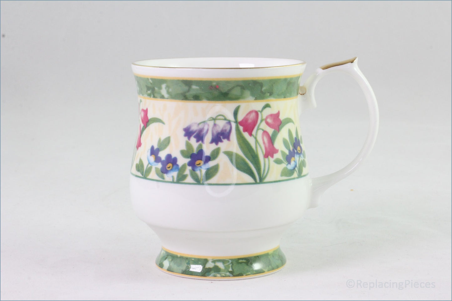 Queens - Unknown 4 - Mug (Green)