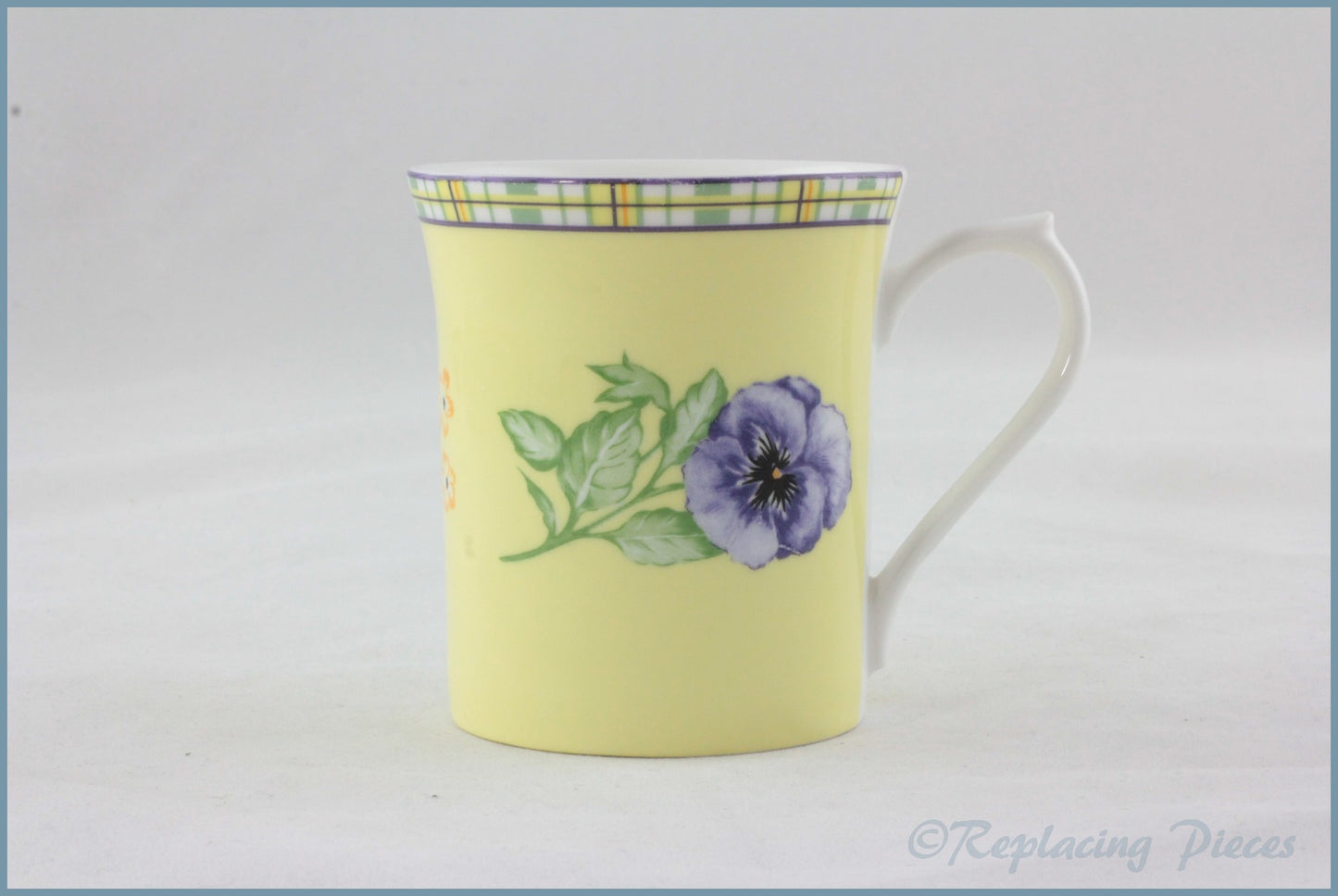 Queens - Viola - Mug