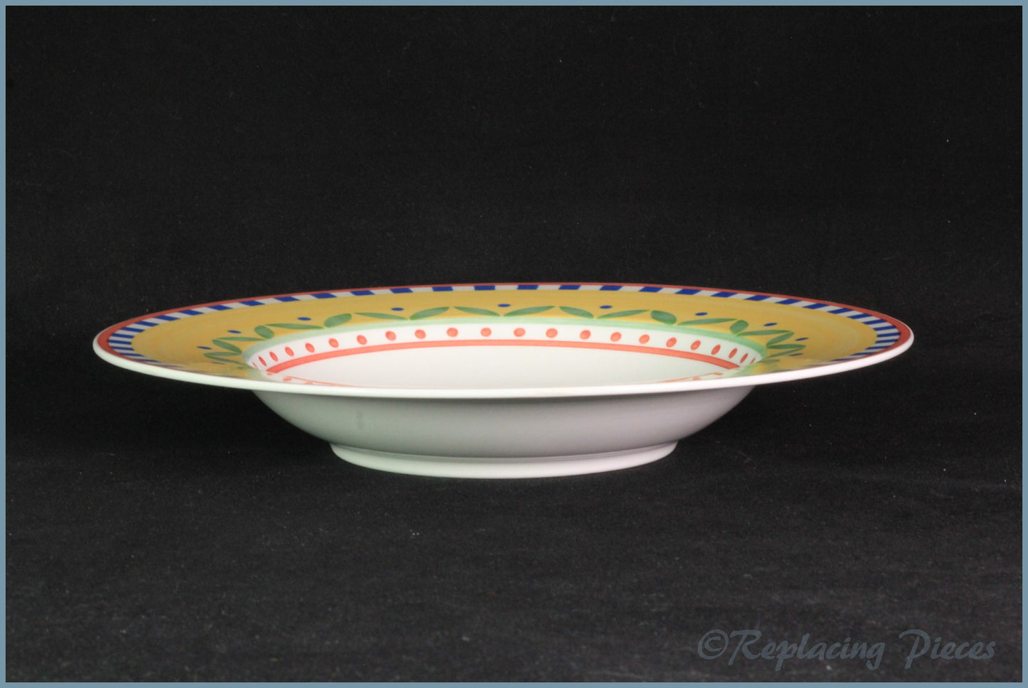 Villeroy & Boch - Twist (Bea) - 9 1/2" Rimmed Bowl