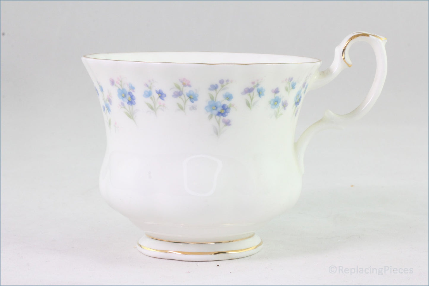 Royal Albert - Memory Lane - Breakfast Cup