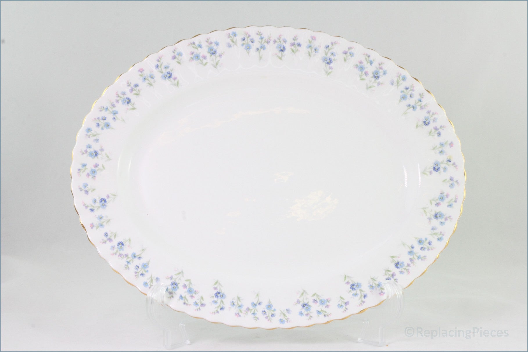 Royal Albert - Memory Lane - 13" Oval Platter