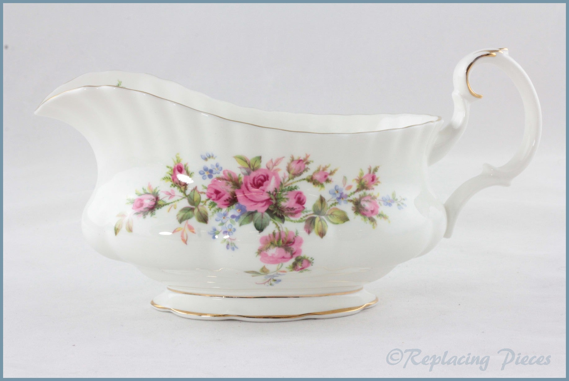 Royal Albert - Moss Rose - Gravy Boat