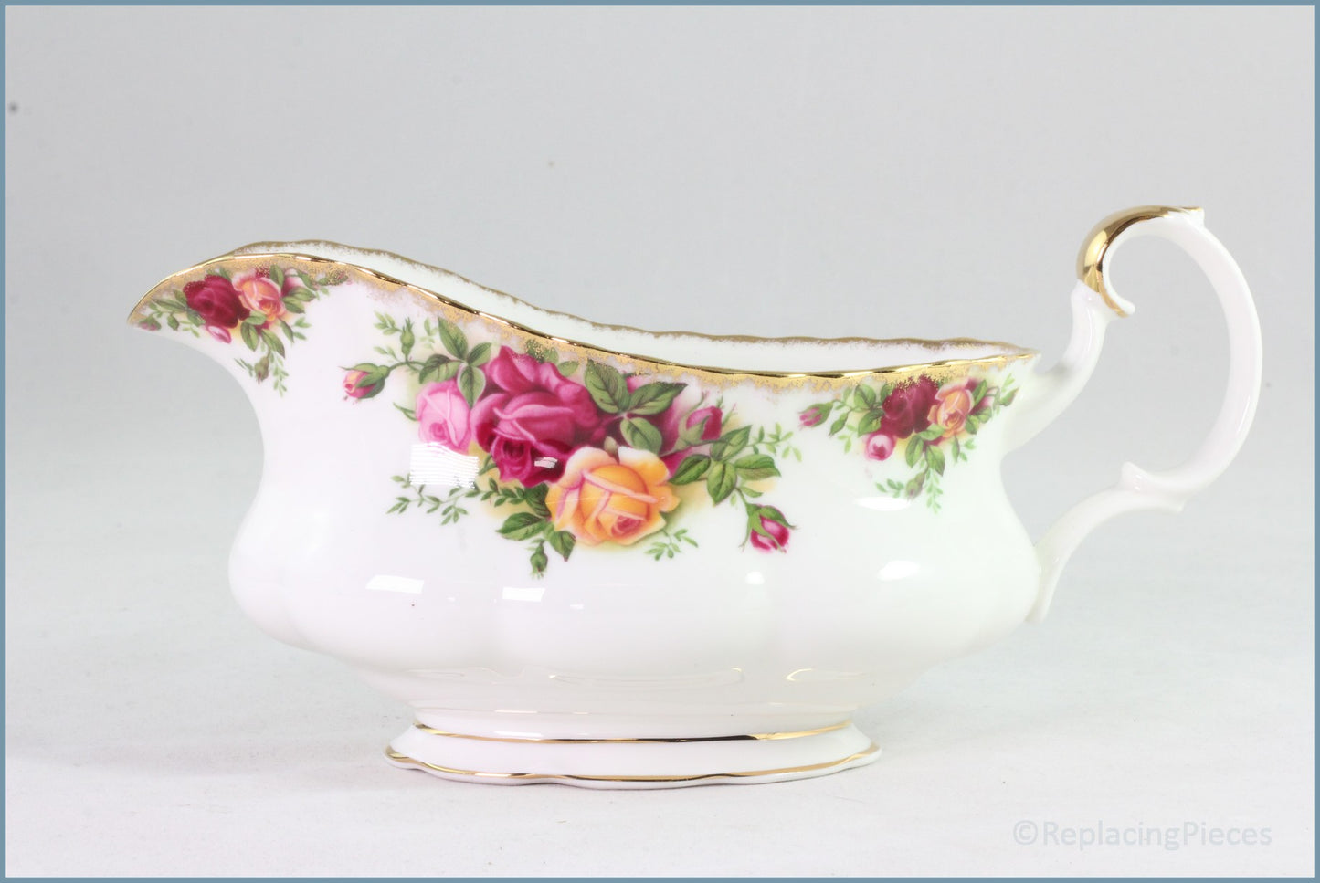 Royal Albert - Old Country Roses - Gravy Boat