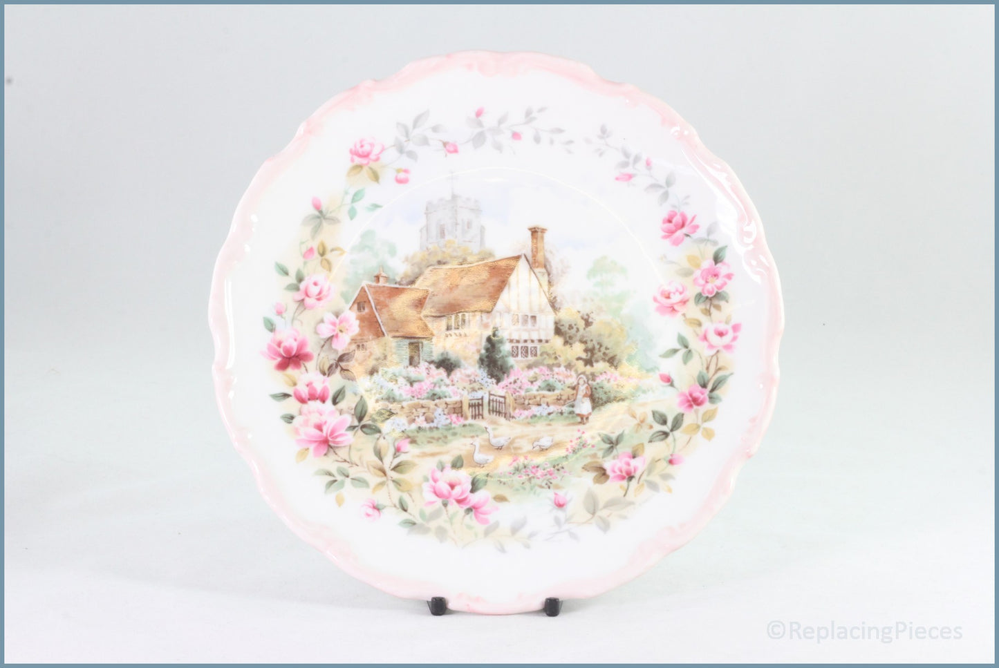 Royal Albert - The Cottage Garden Year Series - Summer