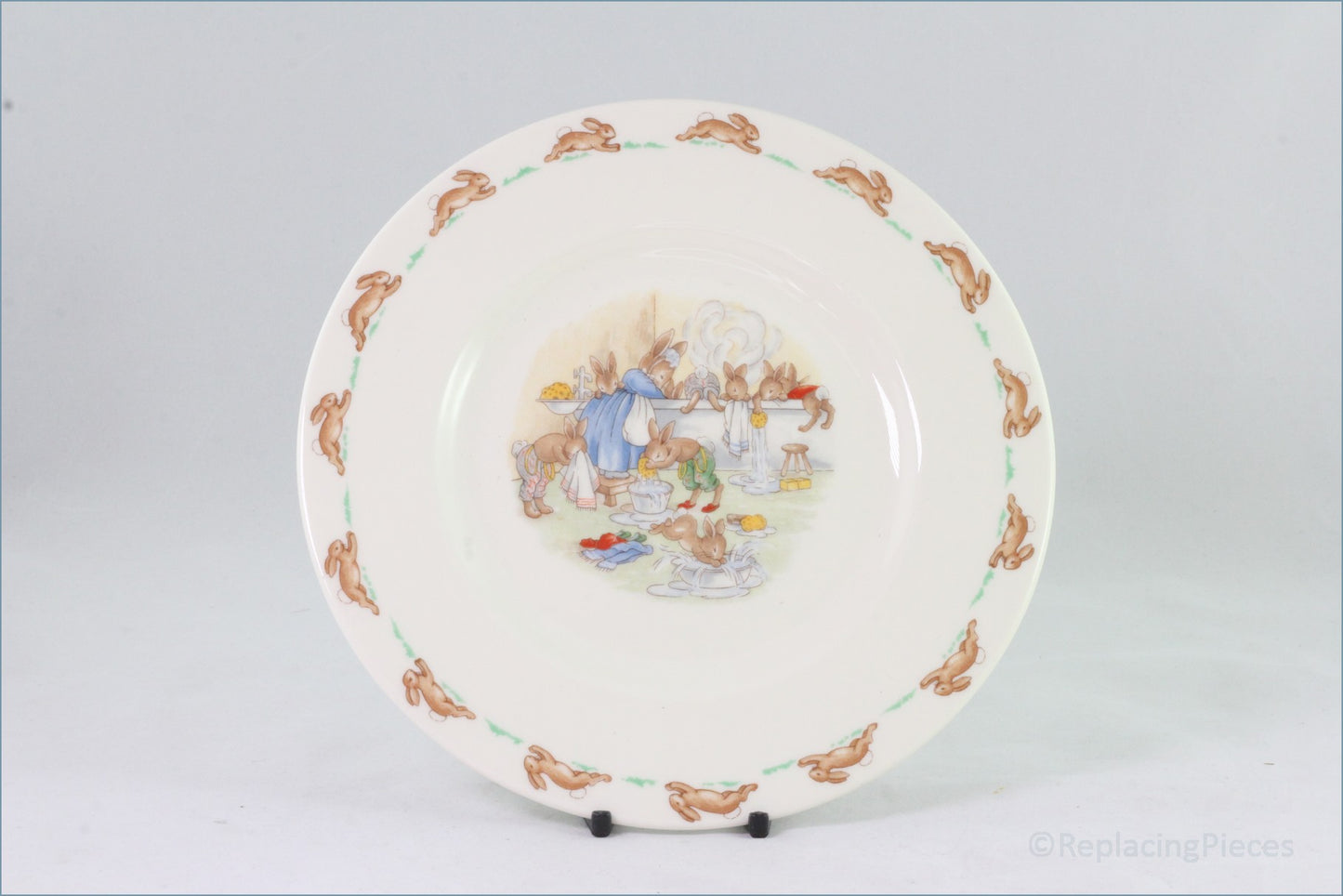 Royal Doulton - Bunnykins - 8 1/8" Salad Plate (Bath Time)